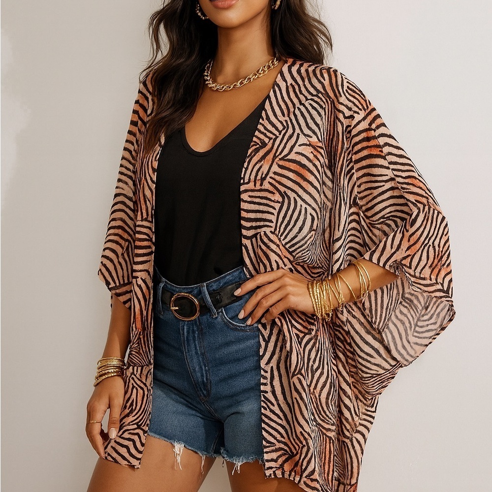 NWT Anne Klein printed kimono ❤️